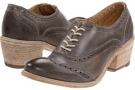 Frye Maggie Perf Wingtip Size 7.5