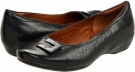 Black Leather Clarks England Concert Choir for Women (Size 6.5)