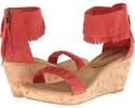 Coral Minnetonka Nicki for Women (Size 8)