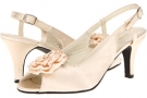 Ivory Satin Annie Cara for Women (Size 7)