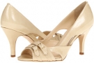 Latte Isola Damia for Women (Size 9)