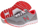 Grey New Balance Classics WL640 for Women (Size 8.5)