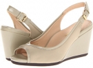 Beige Stretch Fabric Taryn Rose Darlena for Women (Size 9.5)