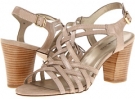 Tribal Beige Bandolino Kitchie for Women (Size 7)