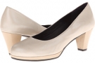 Sand Pearl Nappa/Ecru Mag Patent Vaneli Laurice for Women (Size 12)