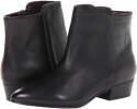 Black Report Nile for Women (Size 9)