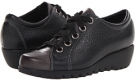 Black Leather Munro American Dakota for Women (Size 5)