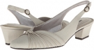 Oatmeal Linen/Mushroom Easy Street Echo for Women (Size 5.5)