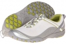 Illume Oxygen Women's 7.5