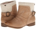 Tan Roxy Quinn for Women (Size 9)