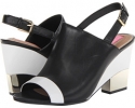 Black/White Leather Isaac Mizrahi New York Bolt for Women (Size 5.5)