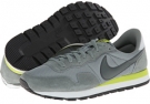 Mica Green/Summit White/Venom Green/Dark Mica Green Nike Air Pegasus 83 for Men (Size 12)