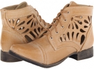 Natural Wanted Bravado for Women (Size 5.5)