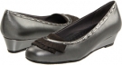 Pewter Soft Kid Leather/Suede/Stretch PU Trotters Dreama for Women (Size 5.5)