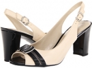 Pale Ivory Naturalizer Carlie for Women (Size 7)