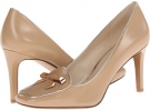 Light Natural/Light Gold Leather Nine West Darcy for Women (Size 8.5)