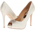 Vanilla Satin Badgley Mischka Tory for Women (Size 5)