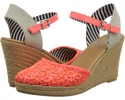 Electric Coral Canvas DV8 Simonah for Women (Size 7)