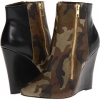 Camo Multi Steve Madden Daaring for Women (Size 6.5)