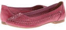 Fuchsia Seychelles Distraction for Women (Size 6)