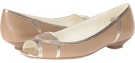 Light Natural/Gold Leather Anne Klein Janine for Women (Size 11)