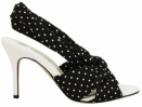Savanna Shoes (Black/White) - Women's Women's 6.5