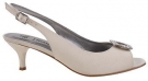 Classic Shoes (Cream) - Women's Women's 6.5