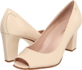 Taryn Rose Fierce Size 5.5