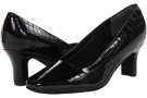 Black Croco Fitzwell Vincent Pump for Women (Size 12)