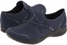 Navy Nubuck Clarks England Wave.Run for Women (Size 9)