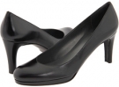 Black Kid Stuart Weitzman Blog for Women (Size 8)