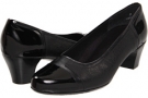 Black Kid/Black Patent Munro American Jillian for Women (Size 5)