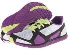 White/Black Pearl Izumi Em Road N 0 for Women (Size 10.5)