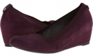 Viola Goose Bump Nappa Stuart Weitzman Squooze for Women (Size 12)