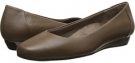 VIONIC with Orthaheel Technology Sonoma Low Wedge Pump Size 8.5