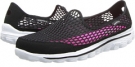 Black/White Snake Multi SKECHERS Performance Go Walk 2 - Breezy for Women (Size 6)