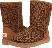 Chestnut UGG Classic Short Rosette for Women (Size 5)