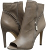 Vince Camuto Klayton Size 6