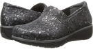 Black/Pewter Metallic Rose Embossed Leather SoftWalk Meredith for Women (Size 9.5)