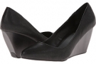 Black Kenneth Cole Reaction Bond-ed for Women (Size 5.5)